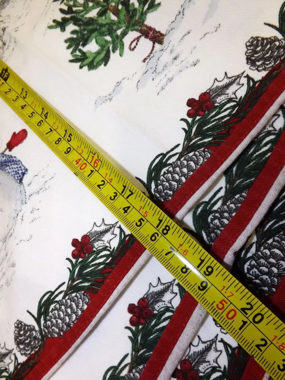 Williams Sonoma Winter Scene Cotton Napkins Set Of 6 Red & White Snowman & Deer